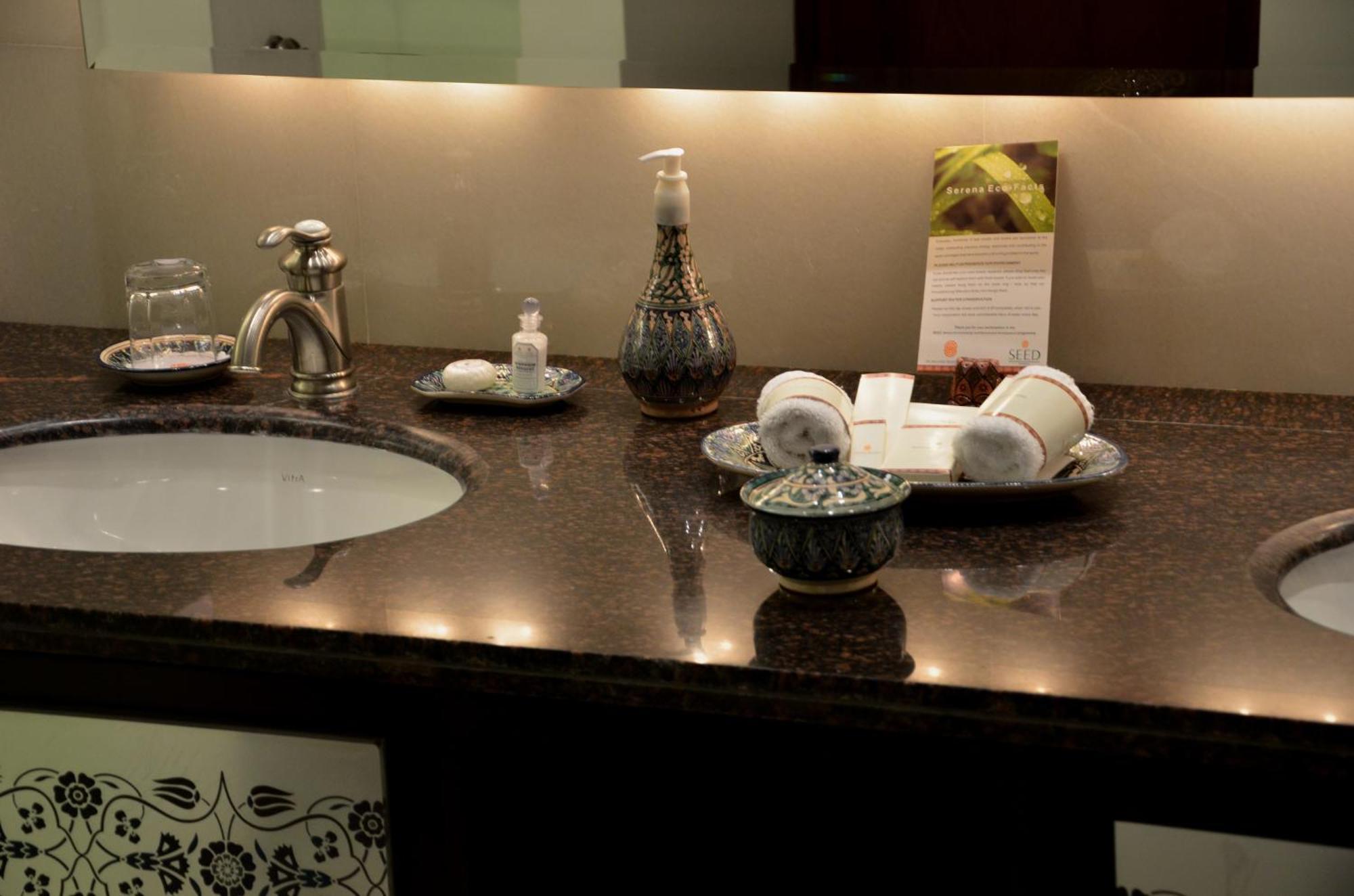 Dushanbe Serena Hotel 객실 사진