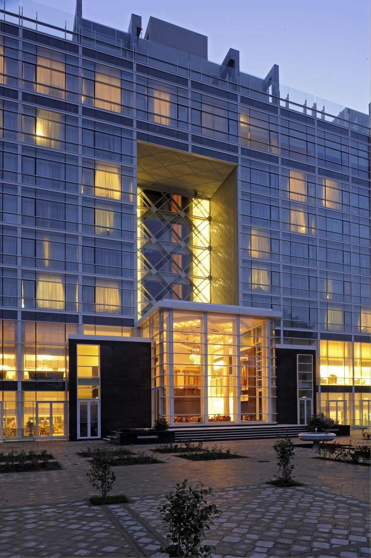 Dushanbe Serena Hotel 외부 사진